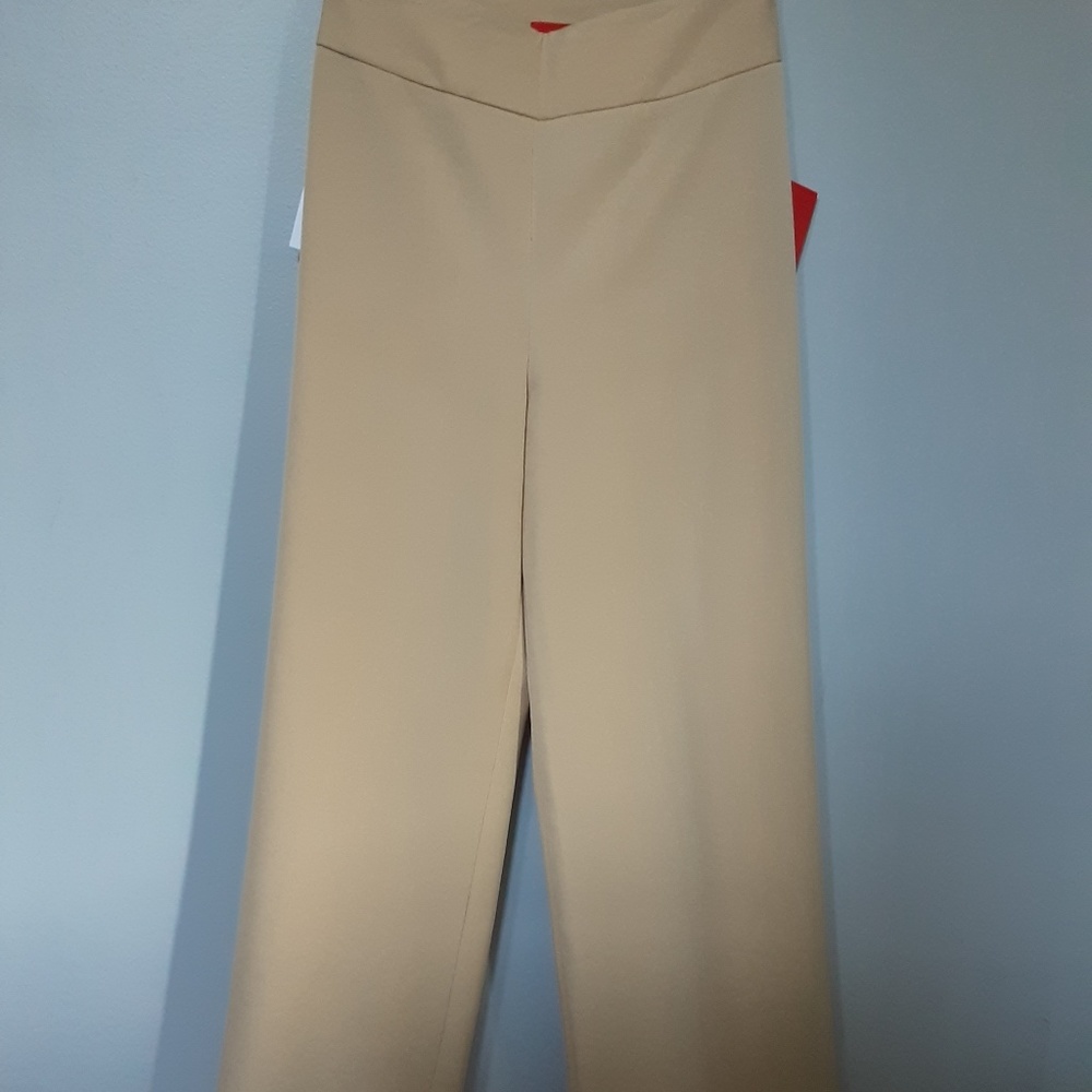 NWT NEUTRAL WIDE LEG PANT  12